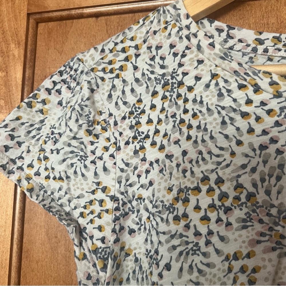LOFT Shirt - Picture 5 of 10